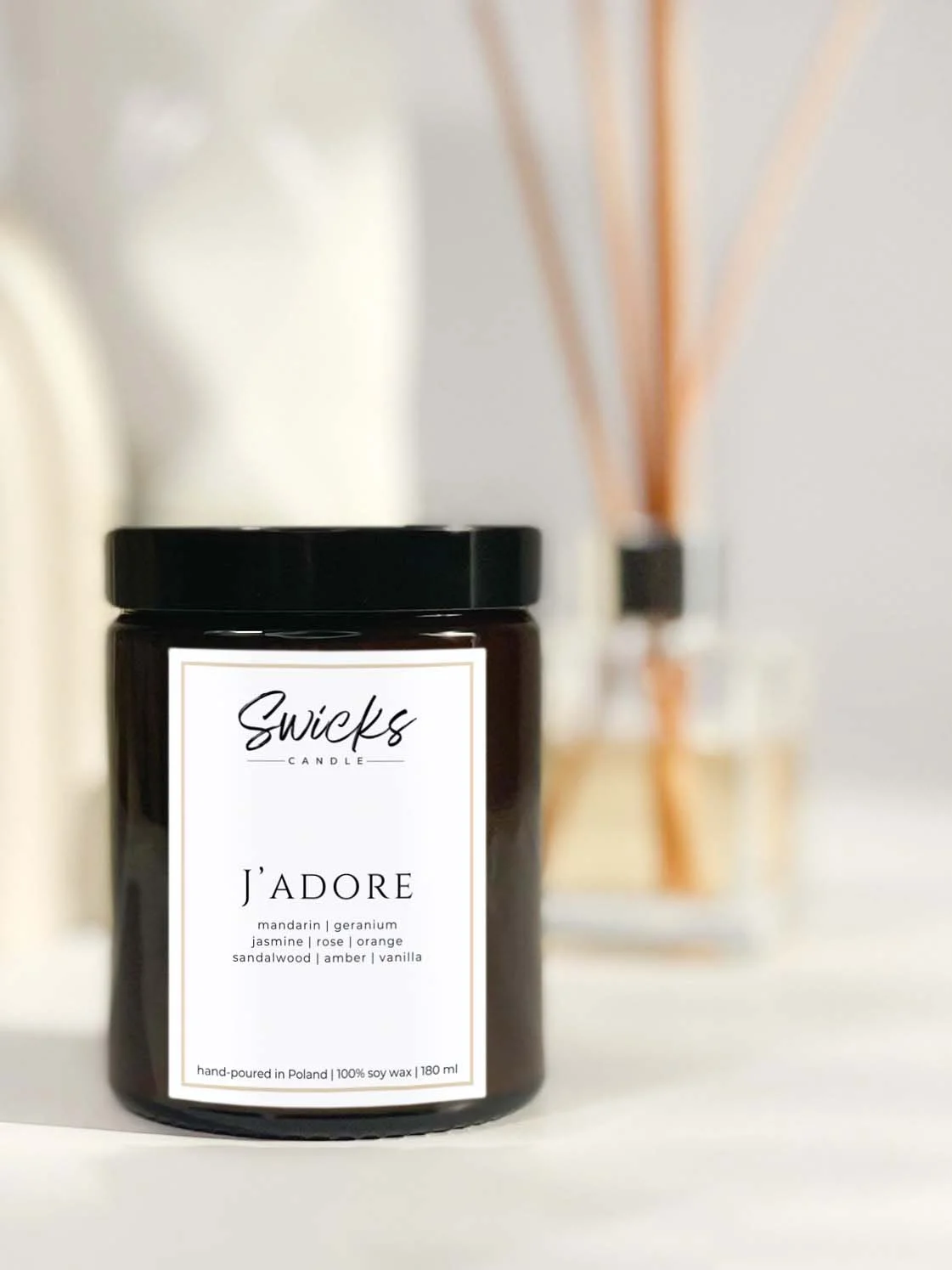 Świeca sojowa J ADORE 180 ml